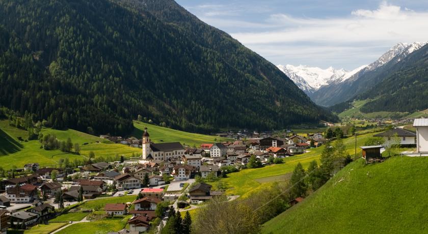 Ferienwohnung Permoser Neustift im Stubaital Habitación foto